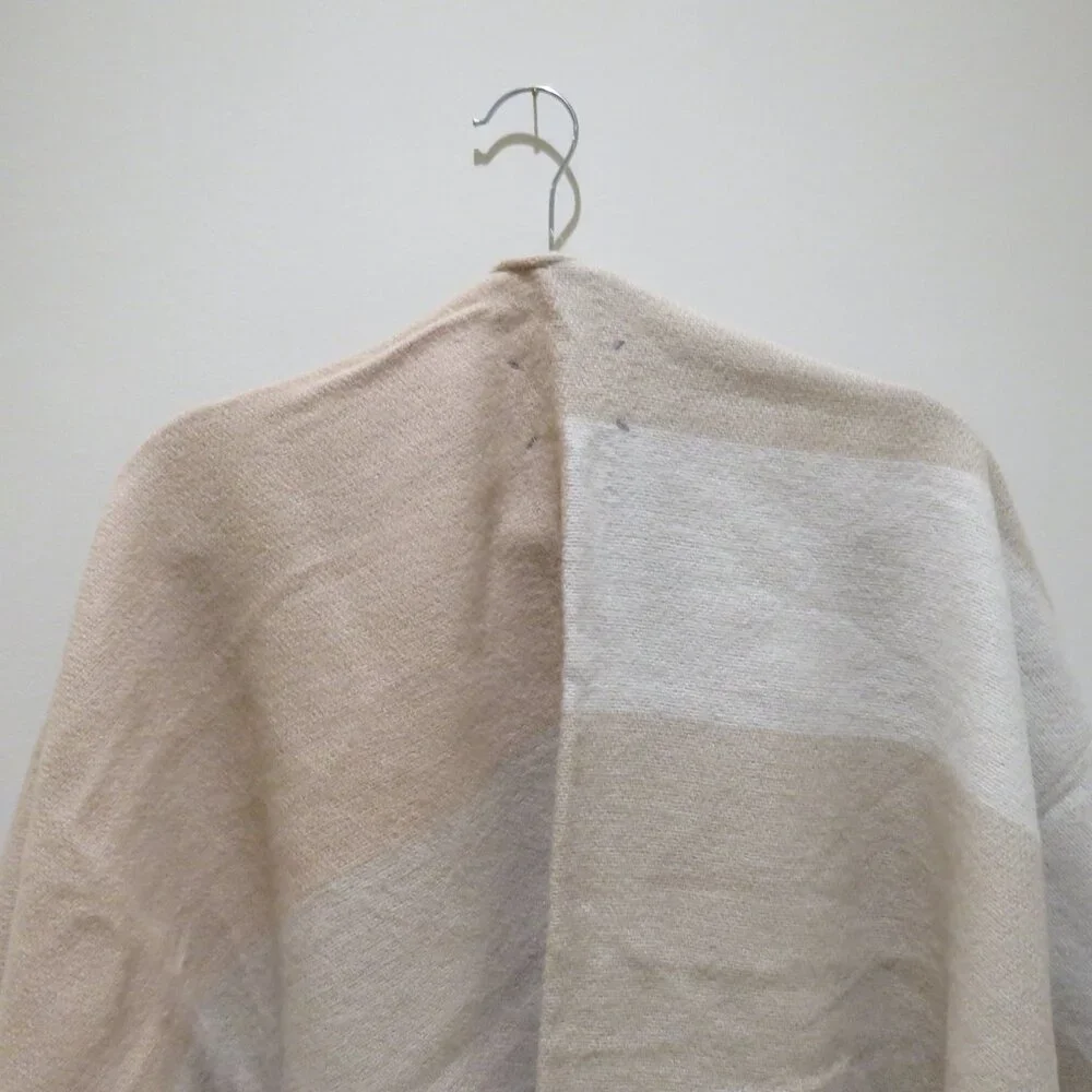 SOIA & KYO Yadira Pink Ivory Colorblock Fringed Wrap Scarf Shawl Neutral NWT